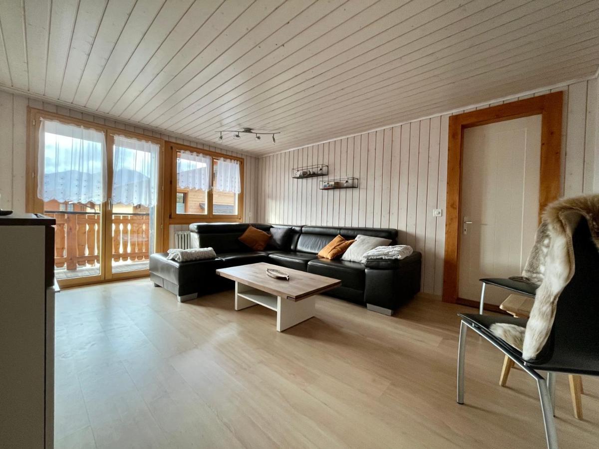 Chalet Diana - Spacious Flat - Village Core - South Facing - Ski-In/Ski-Out Bettmeralp Exterior photo